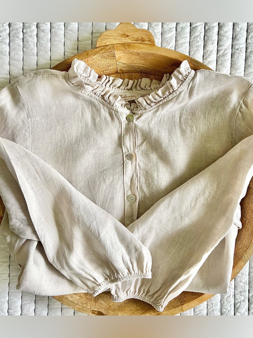 Bellambra Italy 100% Linen Ruffle Neck Beige Blouse 1/2 Button Down SZ S Women